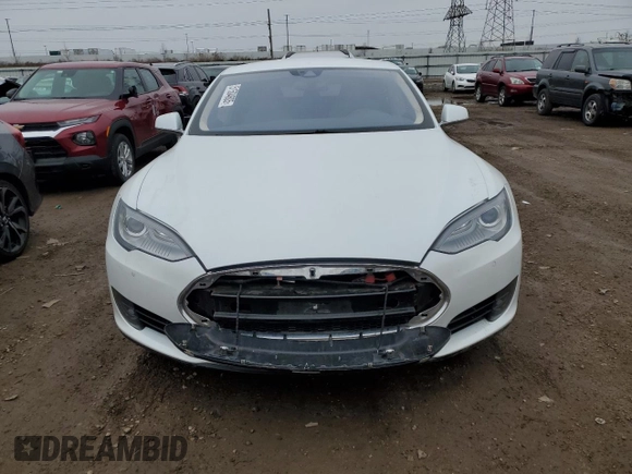 2015 Tesla Model S 85D with VIN 5YJSA1S21FF089159, listed as a Copart auction lot 51504605 with 58,944 mi miles and Clean Title. Bid and sale history available at carsss.com. Image 5.