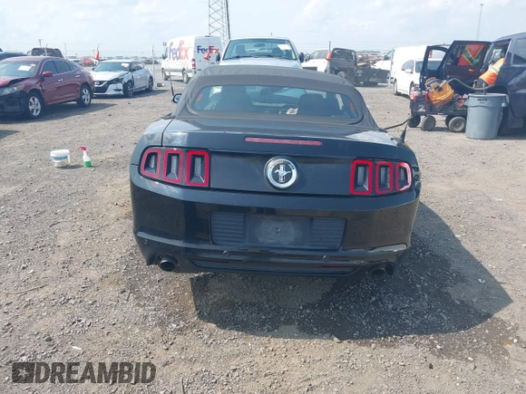 2013 Ford Mustang V6 with VIN 1ZVBP8EM7D5205089, listed as a IAAI auction lot 42418475 with 236,545 mi miles and . Bid and sale history available at DreamBid. Image 17.