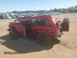 1972 Ford Bronco z VIN U15GLM80065, wystawiony jako Copart lot #50619305 z przebiegiem Nie podano mil oraz Szkoda całkowita • Salvage title. Historia ofert i sprzedaży dostępna na DreamBid. Obrazek 2.