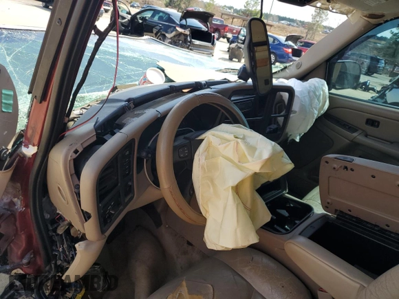 2006 GMC Yukon XL SLT with VIN 3GKFK16Z36G212304, listed as a Copart auction lot 48585925 with 0 mi miles and Salvage Title. Bid and sale history available at carsss.com. Image 8.
