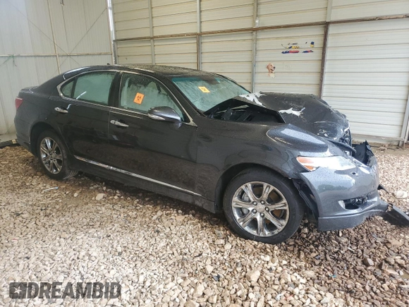 2011 Lexus LS 460 z VIN JTHCL5EF6B5011460, wystawiony jako Copart lot #56664115 z przebiegiem Nie podano mil oraz Szkoda całkowita • Salvage title. Historia ofert i sprzedaży dostępna na DreamBid. Obrazek 4.