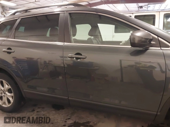 2014 Mazda CX-9 Touring with VIN JM3TB2CA3E0443636, listed as a IAAI auction lot 41324999 with 105,198 mi miles. Bid and sale history available at carsss.com. Image 14.