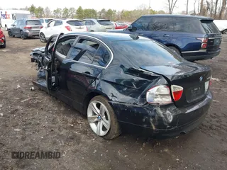 2008 BMW 3 Series 335i with VIN WBAVB77508NJ97001, listed as a IAAI auction lot 41880489 with 181,518 mi miles. Bid and sale history available at carsss.com. Image 3.