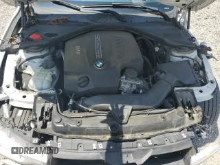 2013 BMW 3 Series 335i xDrive z VIN WBA3B9C51DF140819, wystawiony jako Copart lot #54215495 z przebiegiem 138 694 mil mil oraz Szkoda całkowita • Salvage title. Historia ofert i sprzedaży dostępna na DreamBid. Obrazek 11.