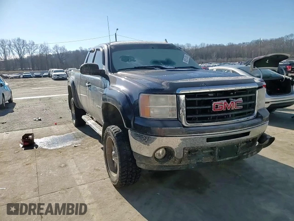 2010 GMC Sierra 1500 SLE z VIN 1GTSKVE38AZ178237, wystawiony jako Copart lot #45351635 z przebiegiem 148 907 mil mil oraz Szkoda całkowita • Salvage title. Historia ofert i sprzedaży dostępna na DreamBid. Obrazek 11.