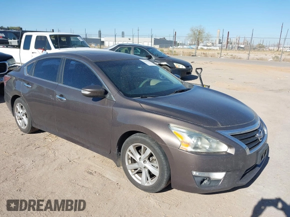 2015 Nissan Altima SV with VIN 1N4AL3AP8FC133739, listed as a IAAI auction lot 42117883 with 239,614 mi miles and . Bid and sale history available at carsss.com. Image 1.