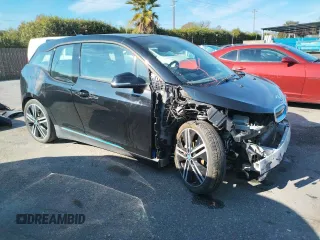 2016 BMW i3 with VIN WBY1Z4C52GV506952, listed as a Copart auction lot 71514292 with 83,630 mi miles. Bid and sale history available at carsss.com. Image 4.