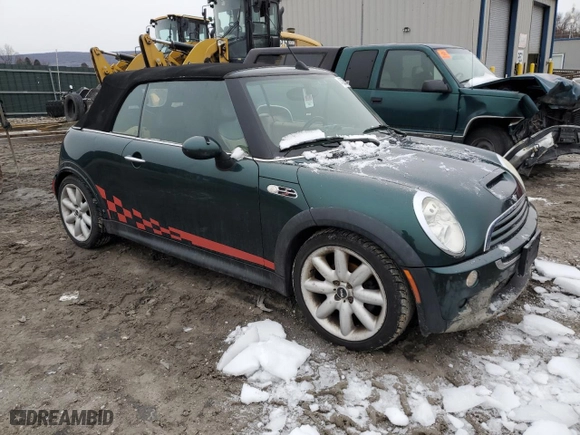 2005 MINI Cooper Convertible S with VIN WMWRH335X5TF84020, listed as a Copart auction lot 45285555 with 0 mi miles and Salvage Title. Bid and sale history available at carsss.com. Image 4.