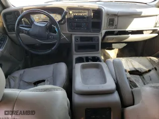 2005 Chevrolet Tahoe Z71 with VIN 1GNEK13T05R116370, listed as a Copart auction lot 87283584 with 0 mi miles and Clean Title. Bid and sale history available at carsss.com. Image 8.
