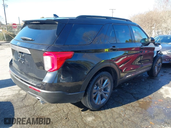 2024 Ford Explorer XLT with VIN 1FMSK7DHXRGA20820, listed as a IAAI auction lot 41034066 with 4,407 mi miles and . Bid and sale history available at DreamBid. Image 4.
