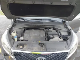 2016 Kia Sorento LX with VIN 5XYPGDA51GG012335, listed as a IAAI auction lot 42224249 with 166,752 mi miles and . Bid and sale history available at DreamBid. Image 10.