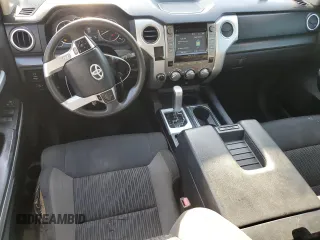 2017 Toyota Tundra SR z VIN 5TFUW5F14HX664169, wystawiony jako Copart lot #57397385 z przebiegiem 242 806 mil mil oraz Czysty tytuł • Clean title. Historia ofert i sprzedaży dostępna na DreamBid. Obrazek 8.