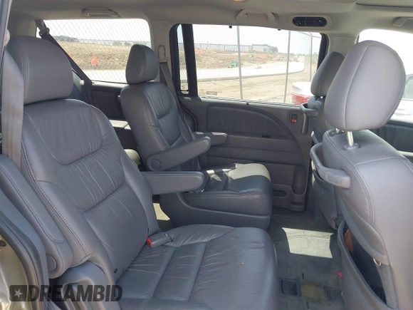 2007 Honda Odyssey EX-L with VIN 5FNRL38757B431334, listed as a IAAI auction lot 42026018 with 135,898 mi miles. Bid and sale history available at carsss.com. Image 8.