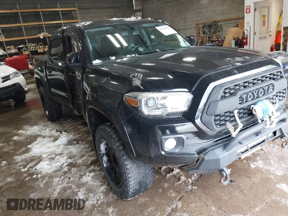 2016 Toyota Tacoma SR with VIN 3TMCZ5AN5GM037336, listed as a IAAI auction lot 41599492 with 76,262 mi miles. Bid and sale history available at carsss.com. Image 1.