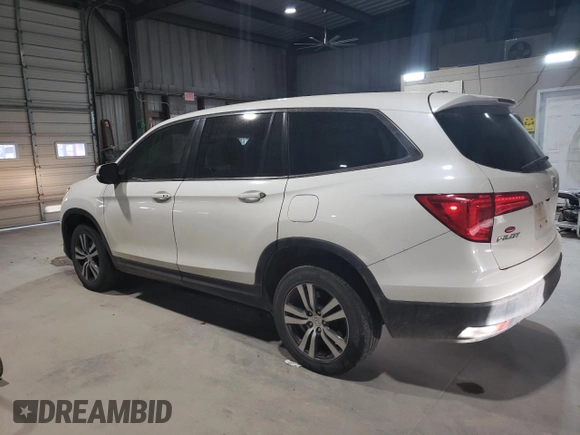 2016 Honda Pilot EX with VIN 5FNYF6H33GB069960, listed as a Copart auction lot 49460825 with 211,799 mi miles and Salvage Title. Bid and sale history available at carsss.com. Image 2.