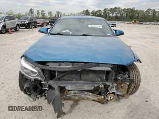2020 BMW M2 Competition z VIN WBS2U7C01L7E82342, wystawiony jako Copart lot #46139314 z przebiegiem Nie podano mil oraz . Historia ofert i sprzedaży dostępna na DreamBid. Obrazek 5.