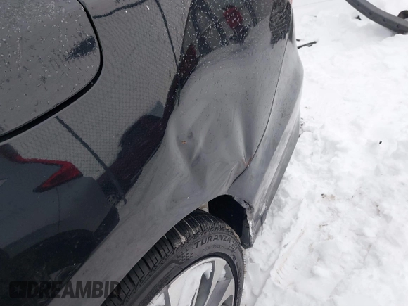 2018 Acura RLX Technology z VIN JH4KC1F53JC001103, wystawiony jako IAAI lot #41285641 z przebiegiem 163 850 mil mil oraz . Historia ofert i sprzedaży dostępna na DreamBid. Obrazek 19.
