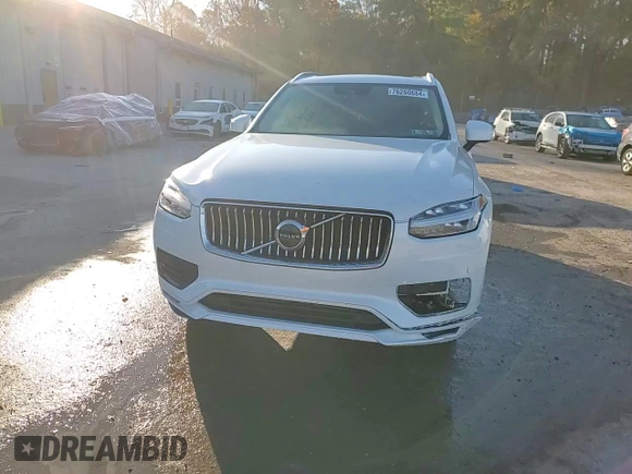 2022 Volvo XC90 Momentum with VIN YV4102CK3N1780278, listed as a Copart auction lot 76260684 with 37,246 mi miles and Salvage Title. Bid and sale history available at DreamBid. Image 15.