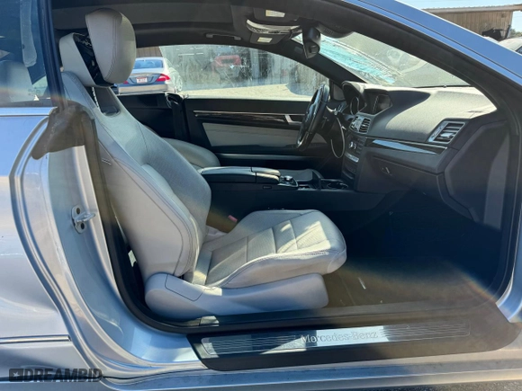 2015 Mercedes-Benz E-Class E 400 with VIN WDDKJ6FB2FF307294, listed as a Copart auction lot 77882794 with 82,173 mi miles and Salvage Title. Bid and sale history available at carsss.com. Image 5.