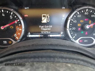 2017 Jeep Renegade Latitude с VIN ZACCJBBB5HPE59972, выставлен на аукционе IAAI как лот 40132369 с пробегом 121 679 миль миль и . История ставок и продаж доступна на DreamBid. Изображение 15.