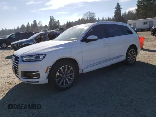 2019 Audi Q7 Premium z VIN WA1AHAF75KD027420, wystawiony jako Copart lot #47352955 z przebiegiem 61 631 mil mil oraz Szkoda całkowita • Salvage title. Historia ofert i sprzedaży dostępna na DreamBid. Obrazek 1.