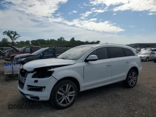 2015 Audi Q7 Premium Plus z VIN WA1LMAFE9FD026649, wystawiony jako Copart lot #62853555 z przebiegiem 219 158 mil mil oraz Szkoda całkowita • Salvage title. Historia ofert i sprzedaży dostępna na DreamBid. Obrazek 1.
