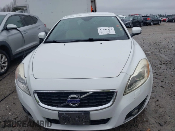 2013 Volvo C70 T5 with VIN YV1672MC9DJ139186, listed as a IAAI auction lot 41541171 with 99,753 mi miles. Bid and sale history available at carsss.com. Image 12.