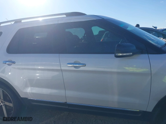 2014 Ford Explorer XLT with VIN 1FM5K8D8XEGA67150, listed as a IAAI auction lot 41731862 with 246,182 mi miles. Bid and sale history available at carsss.com. Image 13.