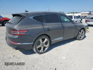2023 Genesis GV80 z VIN KMUHBDSB0PU111862, wystawiony jako Copart lot #77570374 z przebiegiem 24 585 mil mil oraz Szkoda całkowita • Salvage title. Historia ofert i sprzedaży dostępna na DreamBid. Obrazek 3.