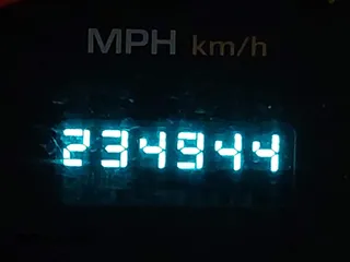 2000 Jeep Grand Cherokee Laredo z VIN 1J4GW48S1YC277710, wystawiony jako IAAI lot #42033564 z przebiegiem Nie podano mil oraz . Historia ofert i sprzedaży dostępna na DreamBid. Obrazek 15.
