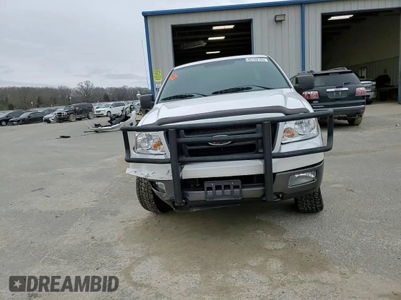 2004 Ford F-150 XLT with VIN 1FTPX045X4KC42398, listed as a Copart auction lot 45728165 with 83,147 mi miles and Clean title. Bid and sale history available at DreamBid. Image 11.