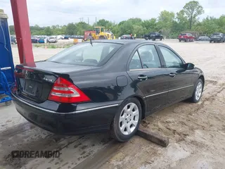 2005 Mercedes-Benz C 240 with VIN WDBRF81J05F557070, listed as a IAAI auction lot 42242556 with 113,139 mi miles and . Bid and sale history available at DreamBid. Image 4.