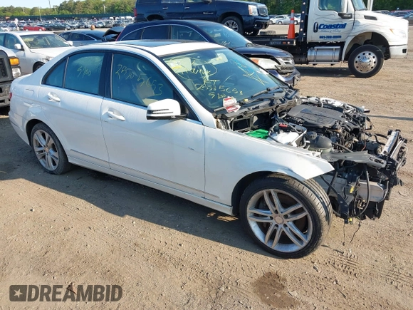 2013 Mercedes-Benz C 300 Sport with VIN WDDGF8AB8DR273075, listed as a IAAI auction lot 42406838 with Not provided miles and . Bid and sale history available at DreamBid. Image 1.
