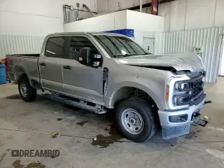 2023 Ford F-250 XL with VIN 1FT8W2BAXPEC99223, listed as a Copart auction lot 56026695 with 33,616 mi miles and Salvage title. Bid and sale history available at DreamBid. Image 13.
