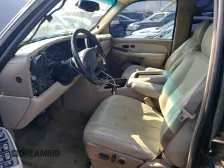 2003 GMC Yukon XL SLT with VIN 3GKGK26G23G148681, listed as a Copart auction lot 74308294 with 272,028 mi miles and Salvage Title. Bid and sale history available at carsss.com. Image 7.