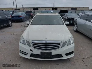 2012 Mercedes-Benz E-Class E 350 Luxury with VIN WDDHF5KB9CA659728, listed as a IAAI auction lot 41948569 with 156,322 mi miles. Bid and sale history available at carsss.com. Image 6.
