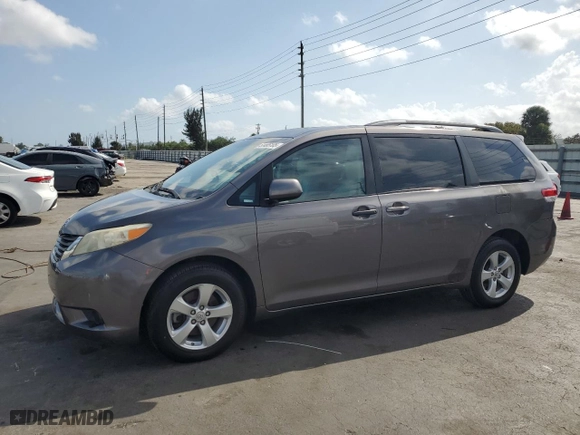 2011 Toyota Sienna LE AAS with VIN 5TDKK3DC4BS096983, listed as a Copart auction lot 51495105 with 195,038 mi miles and Clean Title. Bid and sale history available at carsss.com. Image 1.
