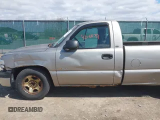 2000 Chevrolet Silverado 1500 with VIN 1GCEC14V2YE369725, listed as a IAAI auction lot 42088751 with 390,344 mi miles and . Bid and sale history available at DreamBid. Image 6.