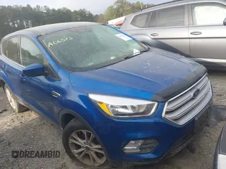 2019 Ford Escape SE z VIN 1FMCU9GD5KUA06575, wystawiony jako IAAI lot #41942726 z przebiegiem 85 290 mil mil oraz . Historia ofert i sprzedaży dostępna na DreamBid. Obrazek 1.