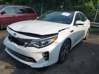 2017 Kia Optima SX z VIN 5XXGW4L26HG125516, wystawiony jako IAAI lot #42483007 z przebiegiem 152 400 mil mil oraz . Historia ofert i sprzedaży dostępna na DreamBid. Obrazek 17.