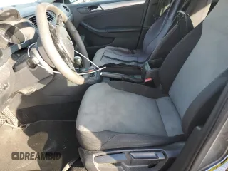 2017 Volkswagen Jetta S z VIN 3VW2B7AJ3HM401793, wystawiony jako Copart lot #65069265 z przebiegiem 85 610 mil mil oraz Szkoda całkowita • Salvage title. Historia ofert i sprzedaży dostępna na DreamBid. Obrazek 7.