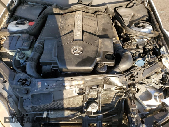 2005 Mercedes-Benz CLK 500 z VIN WDBTK75G75T049996, wystawiony jako Copart lot #47252015 z przebiegiem 141 969 mil mil oraz Szkoda całkowita • Salvage title. Historia ofert i sprzedaży dostępna na DreamBid. Obrazek 11.