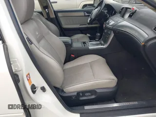 2007 Infiniti M45 Sdn with VIN JNKBY01E57M401878, listed as a IAAI auction lot 41518784 with 84,309 mi miles. Bid and sale history available at carsss.com. Image 5.