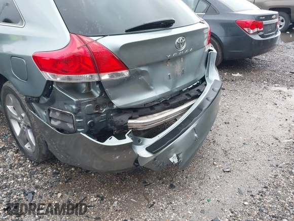 2010 Toyota Venza with VIN 4T3ZK3BB4AU024218, listed as a IAAI auction lot 41892172 with 136,870 mi miles. Bid and sale history available at carsss.com. Image 6.