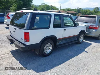 1994 Ford Explorer z VIN 1FMCU24X8RUC83284, wystawiony jako IAAI lot #42634506 z przebiegiem 207 939 mil mil oraz . Historia ofert i sprzedaży dostępna na DreamBid. Obrazek 4.