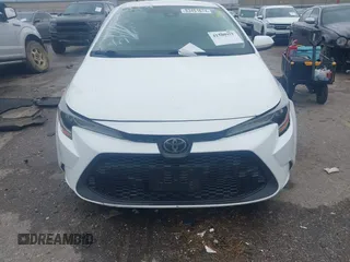 2021 Toyota Corolla LE with VIN 5YFEPMAE3MP152241, listed as a IAAI auction lot 41300931 with 70,125 mi miles. Bid and sale history available at carsss.com. Image 12.