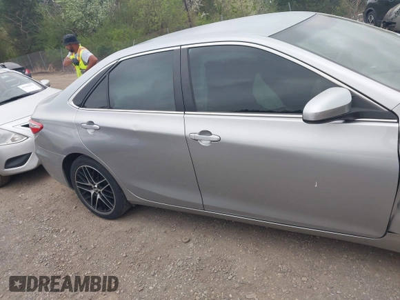 2015 Toyota Camry XLE with VIN 4T1BF1FK8FU053323, listed as a IAAI auction lot 41797634 with 78,161 mi miles. Bid and sale history available at carsss.com. Image 13.