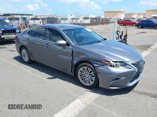2016 Lexus ES 330 z VIN JTHBK1GG7G2227520, wystawiony jako IAAI lot #42095334 z przebiegiem 72 419 mil mil oraz . Historia ofert i sprzedaży dostępna na DreamBid. Obrazek 1.
