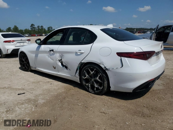2020 Alfa Romeo Giulia Ti Sport с VIN ZARFAMBN1L7636628, выставлен на аукционе Copart как лот 56220145 с пробегом 59 768 миль миль и Списание • Salvage title. История ставок и продаж доступна на DreamBid. Изображение 2.