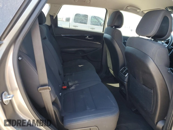 2016 Kia Sorento LX with VIN 5XYPG4A32GG015033, listed as a Copart auction lot 45699595 with 146,825 mi miles and Salvage Title. Bid and sale history available at carsss.com. Image 11.